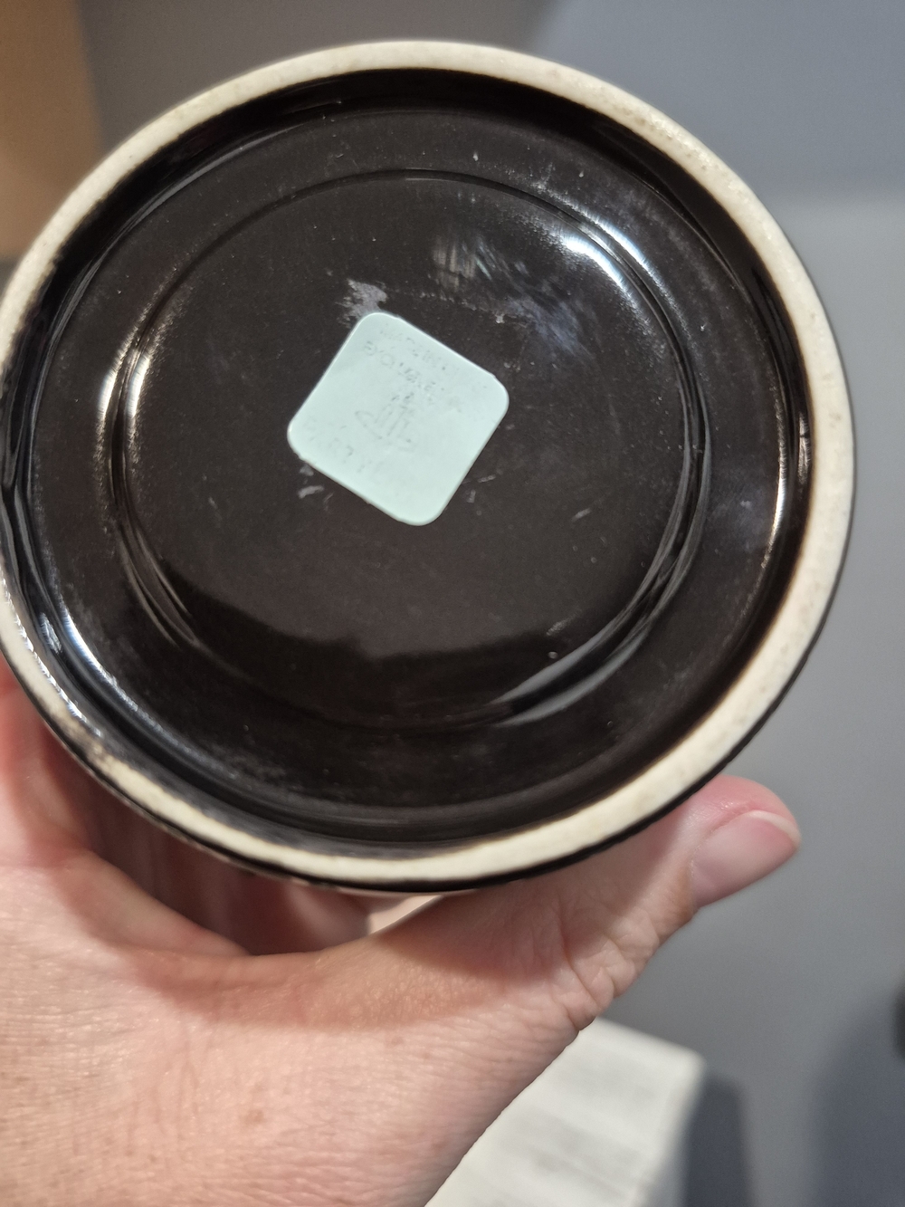 Compact Round Black Floral Jewelry Box with Mirror Metal Trinket Dish - Picture 8 of 12